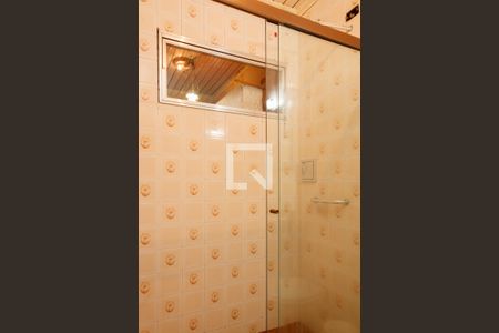 Casa à venda com 212m², 4 quartos e 5 vagasBanherio - Casa 2