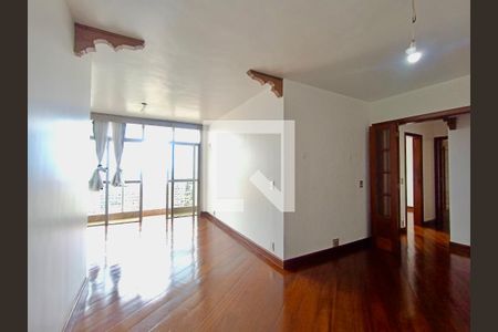 Sala  de apartamento para alugar com 3 quartos, 97m² em Copacabana, Rio de Janeiro