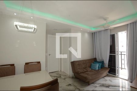 Sala de apartamento para alugar com 2 quartos, 45m² em Irajá, Rio de Janeiro