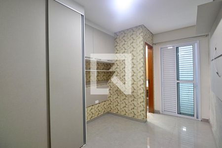 Suíte - Quarto 1 de apartamento para alugar com 2 quartos, 65m² em Utinga, Santo André