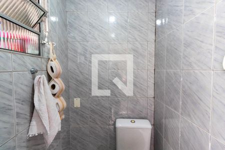 Casa à venda com 74m², 2 quartos e 1 vagaLavabo