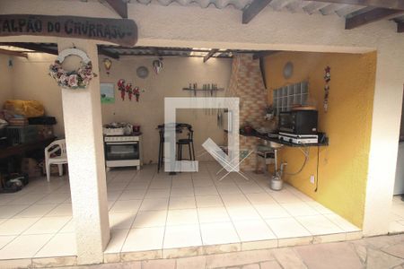 Casa à venda com 270m², 3 quartos e 4 vagasVaranda