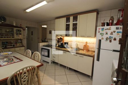 Casa à venda com 270m², 3 quartos e 4 vagasCozinha