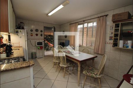 Casa à venda com 270m², 3 quartos e 4 vagasCozinha