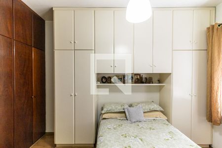 Apartamento à venda com 97m², 2 quartos e sem vagaQuarto 2 - Armários