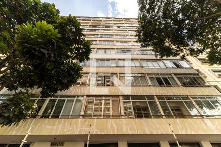 Apartamento à venda com 97m², 2 quartos e sem vagaFachada