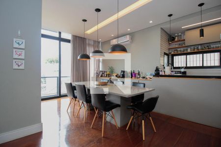 Sala de Jantar de casa à venda com 3 quartos, 320m² em Sumaré, São Paulo
