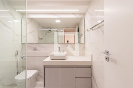 Apartamento para alugar com 110m², 2 quartos e 1 vaga Apartamento para alugar com 110m², 2 quartos e 1 vagaBanheiro