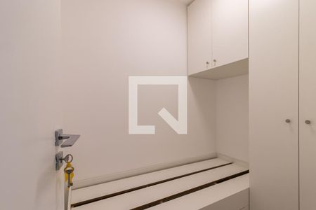 Apartamento para alugar com 110m², 2 quartos e 1 vaga Apartamento para alugar com 110m², 2 quartos e 1 vagaQuarto de Serviço