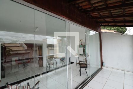 Varanda da Sala de casa para alugar com 5 quartos, 259m² em Vigilato Pereira, Uberlândia
