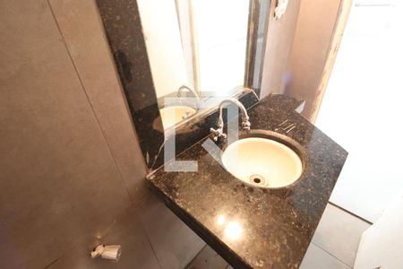 Lavabo de casa para alugar com 4 quartos, 259m² em Vigilato Pereira, Uberlândia