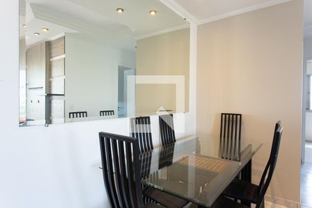 Sala - Mesa e Cadeiras de apartamento para alugar com 3 quartos, 65m² em Vila Carrao, São Paulo
