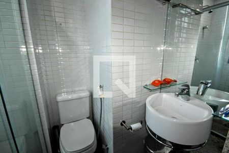 Apartamento à venda com 360m², 5 quartos e 4 vagasSuíte 3 - Banheiro