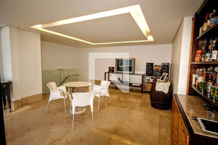 Apartamento à venda com 360m², 5 quartos e 4 vagasÁrea comum