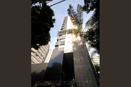 Apartamento à venda com 360m², 5 quartos e 4 vagasFachada