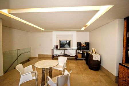 Apartamento à venda com 360m², 5 quartos e 4 vagasÁrea comum