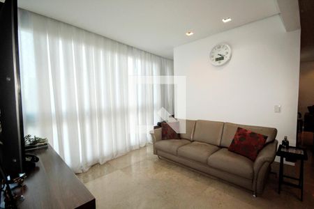Apartamento à venda com 360m², 5 quartos e 4 vagasSala 
