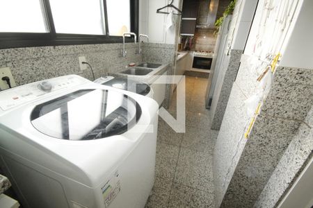 Apartamento à venda com 360m², 5 quartos e 4 vagasÁrea de Serviço 