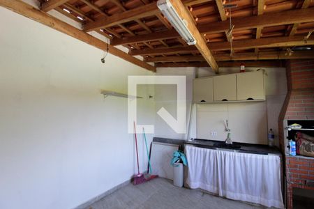 Casa de condomínio para alugar com 50m², 2 quartos e 2 vagas Casa de condomínio para alugar com 50m², 2 quartos e 2 vagasÁrea de Serviço