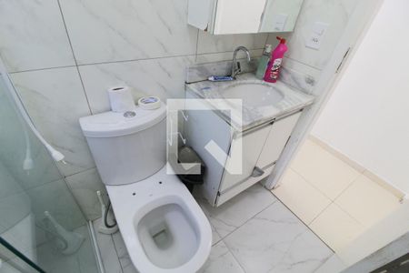 Casa de condomínio para alugar com 50m², 2 quartos e 2 vagas Casa de condomínio para alugar com 50m², 2 quartos e 2 vagasBanheiro