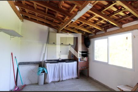Casa de condomínio para alugar com 50m², 2 quartos e 2 vagas Casa de condomínio para alugar com 50m², 2 quartos e 2 vagasÁrea de Serviço
