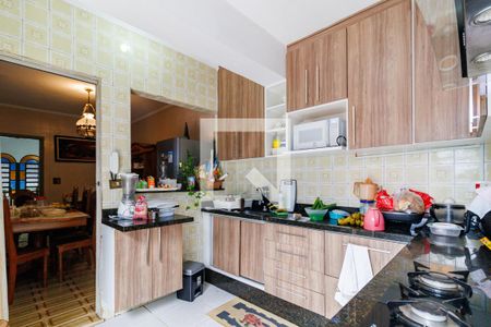 Casa à venda com 150m², 3 quartos e 4 vagas Casa à venda com 150m², 3 quartos e 4 vagasCozinha