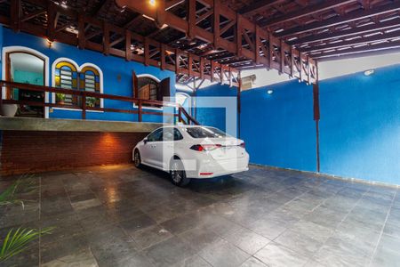 Casa à venda com 150m², 3 quartos e 4 vagas Casa à venda com 150m², 3 quartos e 4 vagasGaragem