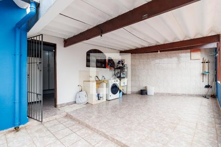 Casa à venda com 150m², 3 quartos e 4 vagas Casa à venda com 150m², 3 quartos e 4 vagasÁrea externa