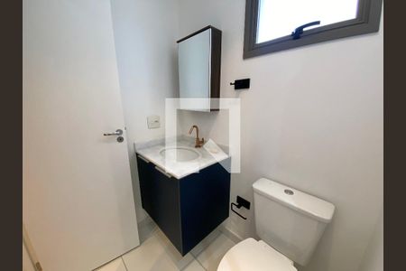 Banheiro de kitnet/studio para alugar com 1 quarto, 24m² em Consolação, São Paulo