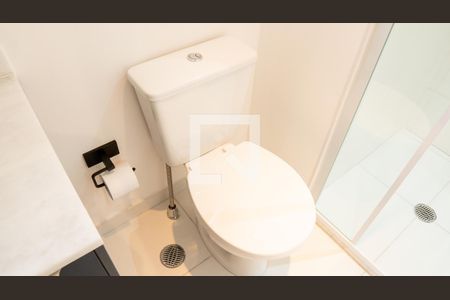 Studio para alugar com 24m², 1 quarto e sem vaga Studio para alugar com 24m², 1 quarto e sem vagaBanheiro