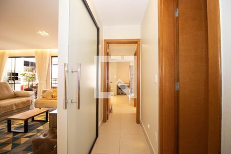 Apartamento para alugar com 150m², 3 quartos e 2 vagasCorredor