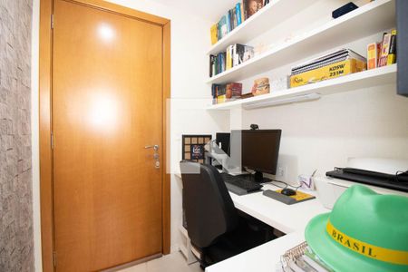 Apartamento para alugar com 150m², 3 quartos e 2 vagasEscritório