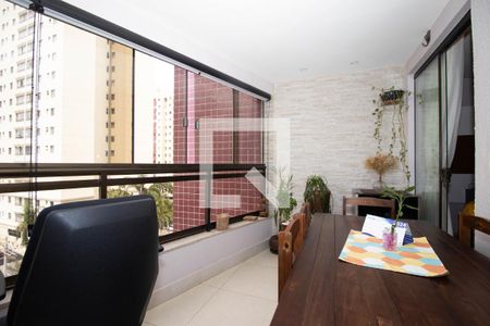 Apartamento para alugar com 150m², 3 quartos e 2 vagasSacada