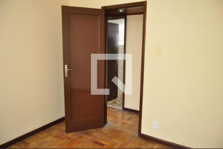 Quarto 2 de apartamento para alugar com 2 quartos, 55m² em Higienópolis, Rio de Janeiro