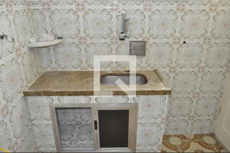 Apartamento para alugar com 55m², 2 quartos e sem vagaCozinha 