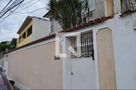 Apartamento para alugar com 55m², 2 quartos e sem vagaFachada
