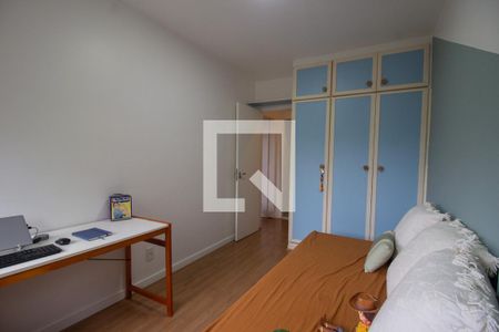 Apartamento à venda com 74m², 2 quartos e 1 vagaQuarto