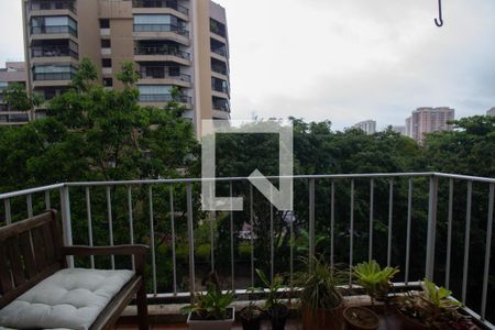 Varanda de apartamento à venda com 2 quartos, 74m² em Barra da Tijuca, Rio de Janeiro