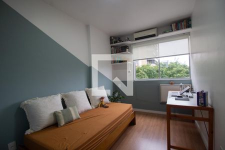 Apartamento à venda com 74m², 2 quartos e 1 vagaQuarto