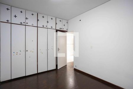 Casa à venda com 200m², 2 quartos e 2 vagasQuarto 1