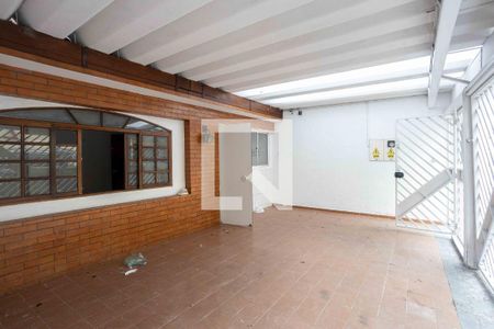 Casa à venda com 200m², 2 quartos e 2 vagasGaragem