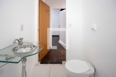 Casa à venda com 200m², 2 quartos e 2 vagasBanheiro