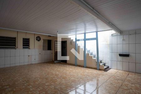 Casa à venda com 200m², 2 quartos e 2 vagasSalão