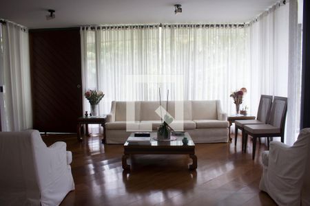 sala de casa à venda com 4 quartos, 430m² em Jardim Vitoria Regia (zona Oeste), São Paulo