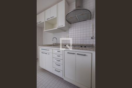 Apartamento para alugar com 72m², 1 quarto e 2 vagas Apartamento para alugar com 72m², 1 quarto e 2 vagasCozinha