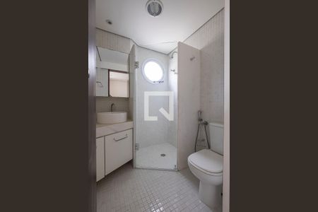 Apartamento para alugar com 72m², 1 quarto e 2 vagas Apartamento para alugar com 72m², 1 quarto e 2 vagasSuíte - Banheiro