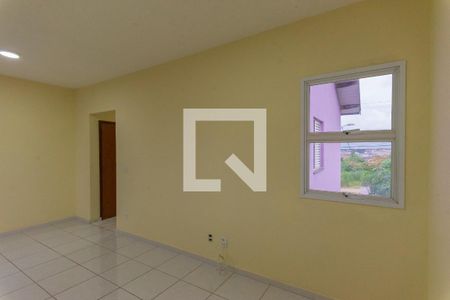 Sala de apartamento para alugar com 2 quartos, 70m² em Jardim Stella, Campinas
