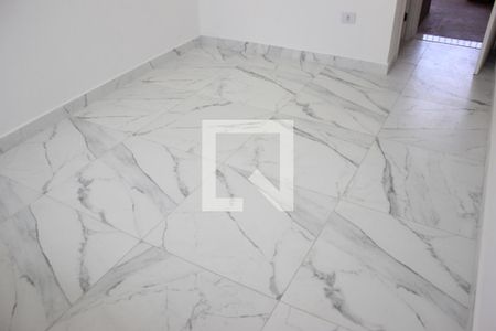 Quarto kitnet de kitnet/studio para alugar com 1 quarto, 15m² em Jardim Santa Mena, Guarulhos