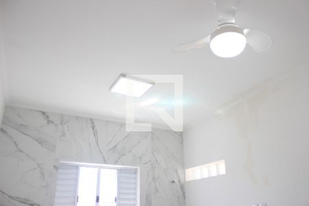 Quarto kitnet de kitnet/studio para alugar com 1 quarto, 15m² em Jardim Santa Mena, Guarulhos