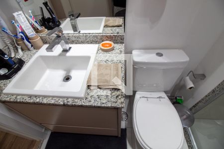 Apartamento para alugar com 68m², 2 quartos e 1 vaga Apartamento para alugar com 68m², 2 quartos e 1 vagaBanheiro da Suíte
